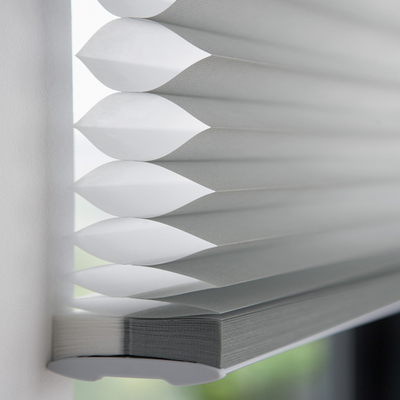 Serviço pós-venda 24 horas Sombras de favo de mel para máximo conforto e eficiência energética