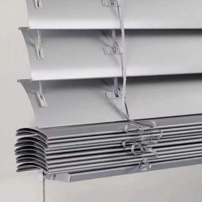 Cortinas personalizadas de alumínio A melhor maneira de dar um toque único ao seu banheiro