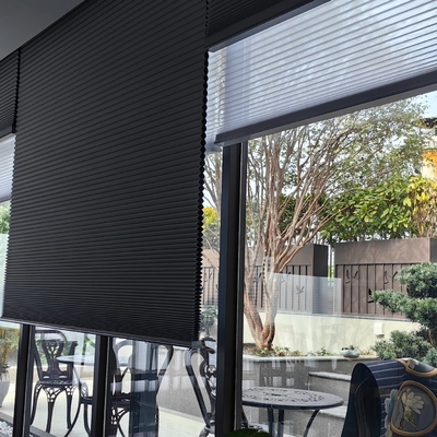 Estruturas horizontais Telas de honeycomb anti-UV para proteção solar e sombra a longo prazo